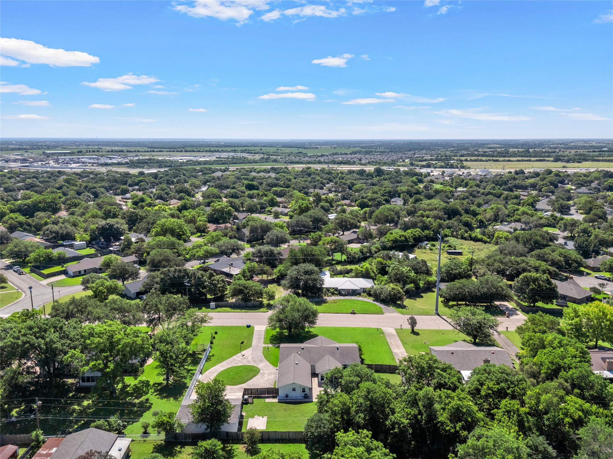 212 N Old Temple Road Hewitt TX 76643