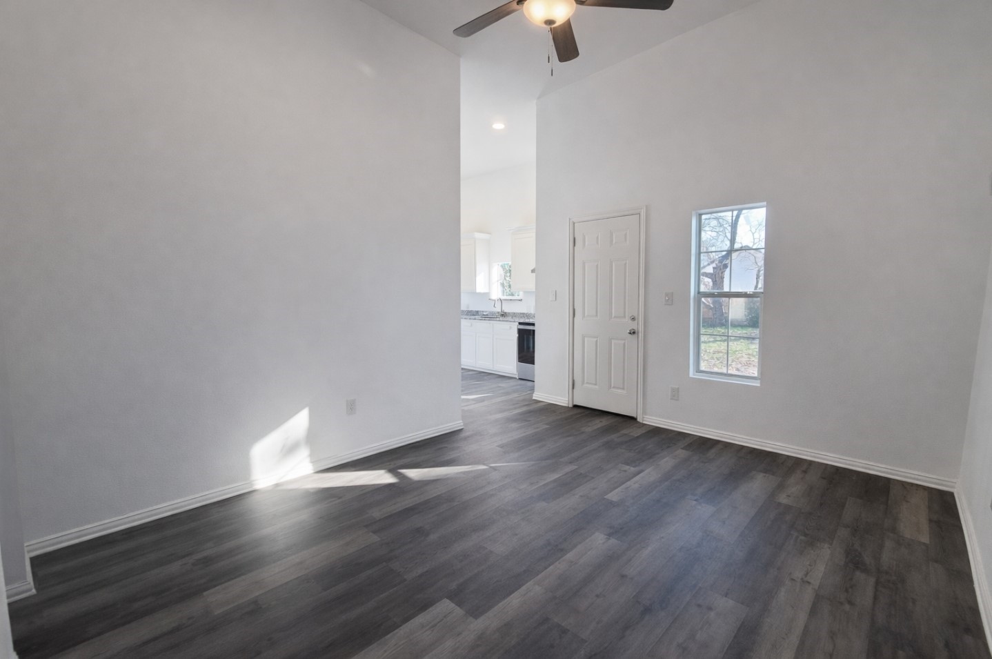 415 W 7th Street Bonham TX 75418