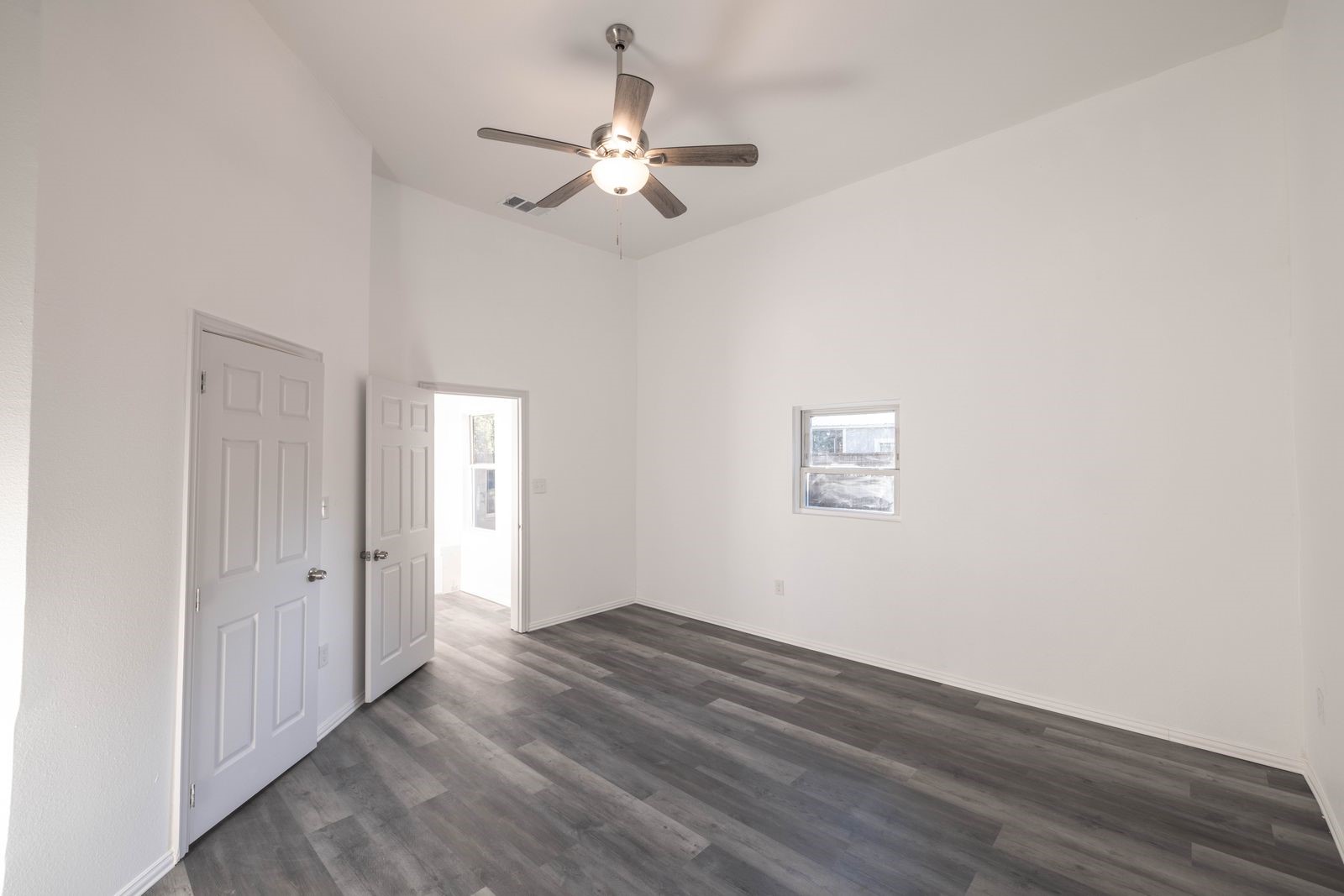 415 W 7th Street Bonham TX 75418