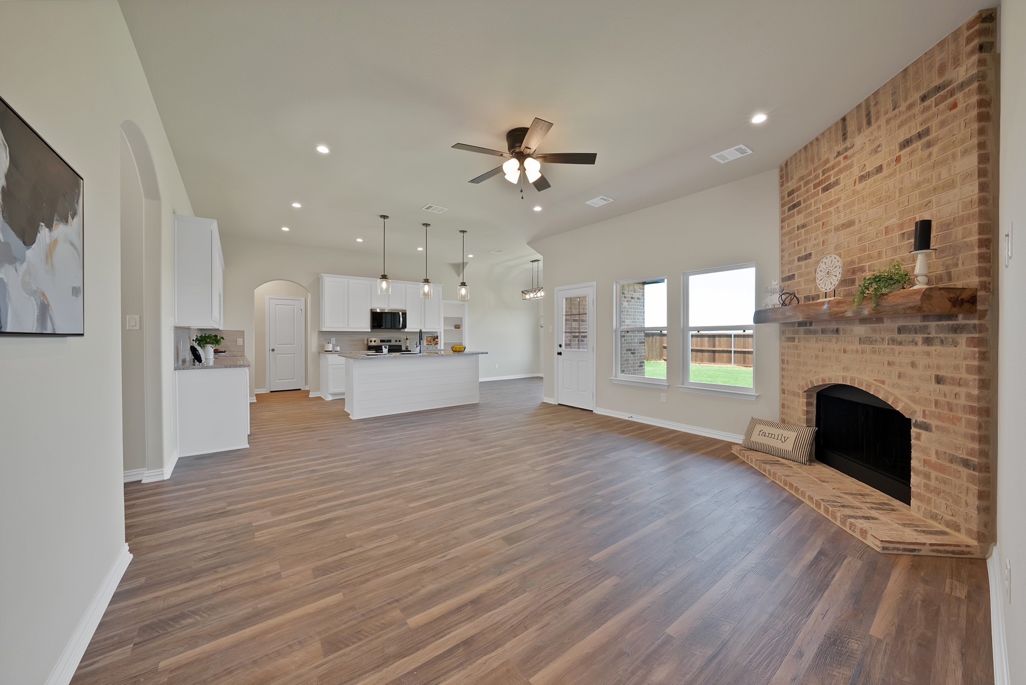 109 Panther Loop Mabank TX 75147