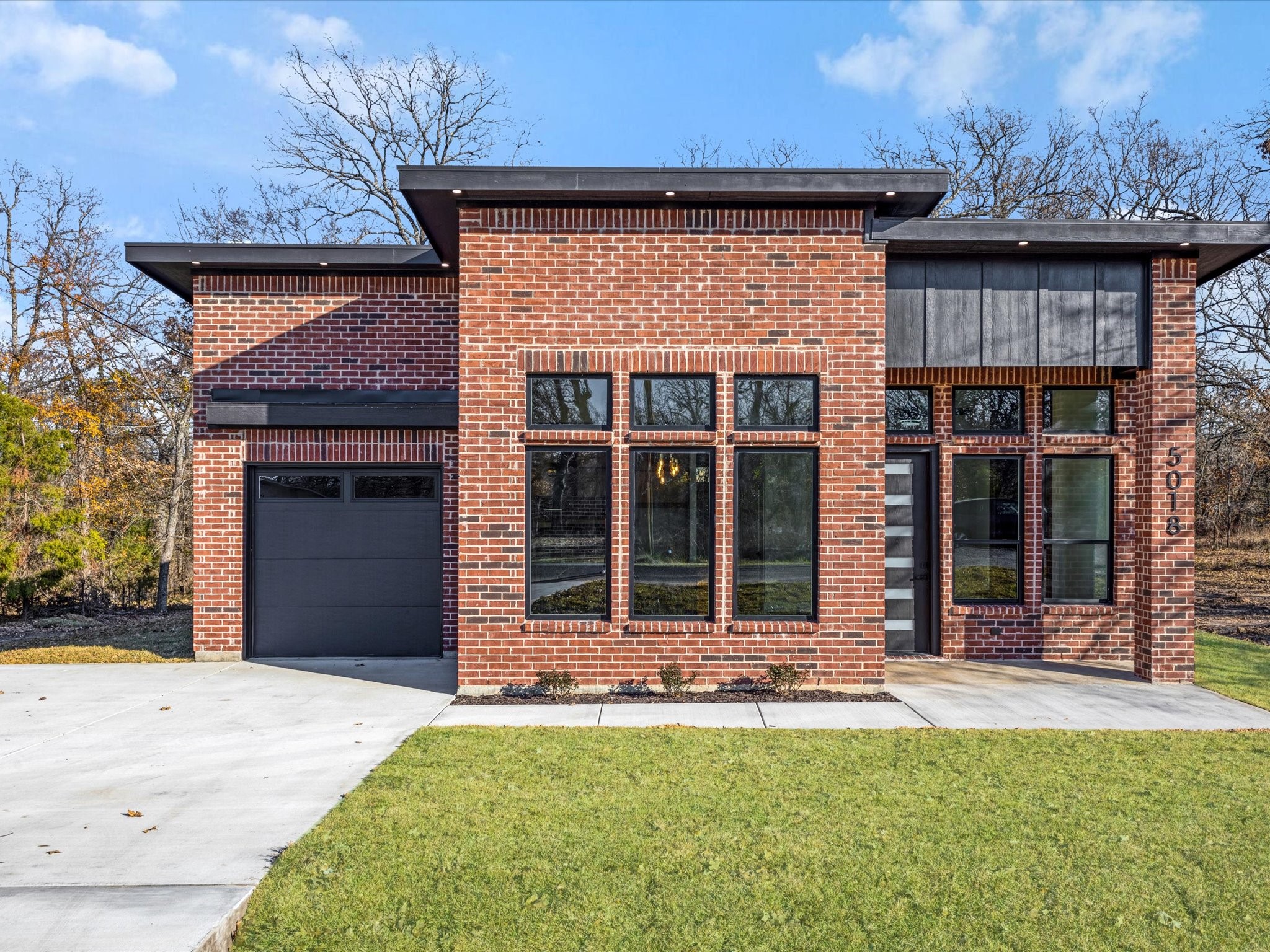 5018 Point Lavista Malakoff TX 75148