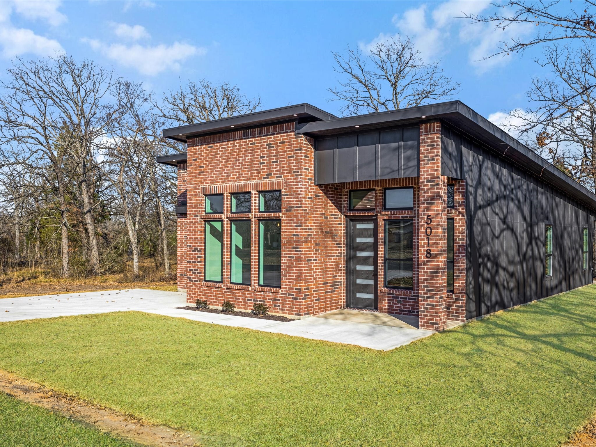 5018 Point Lavista Malakoff TX 75148