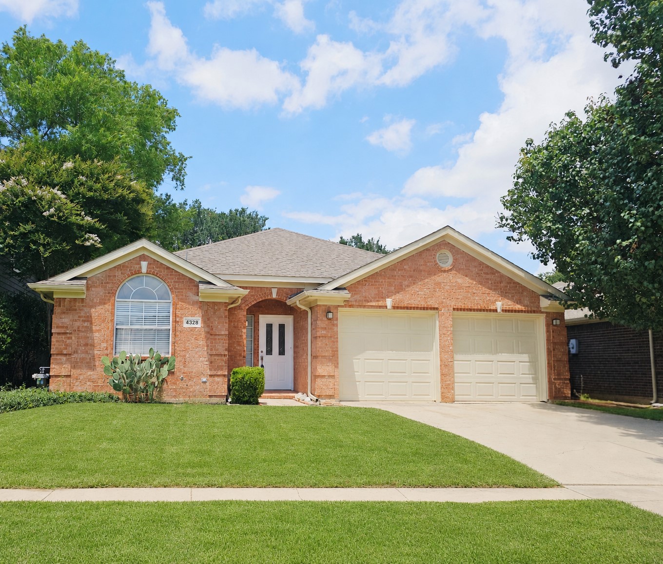 4328 Stone Hollow Way Fort Worth TX 76040
