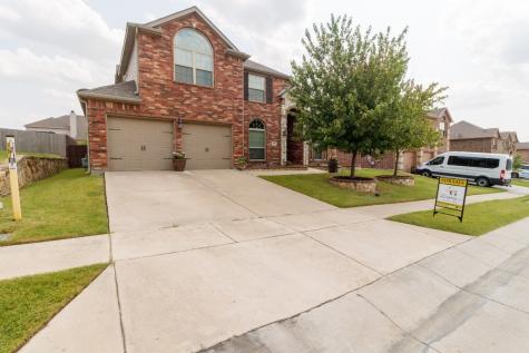 313 Trakehner Trail Celina TX 75009