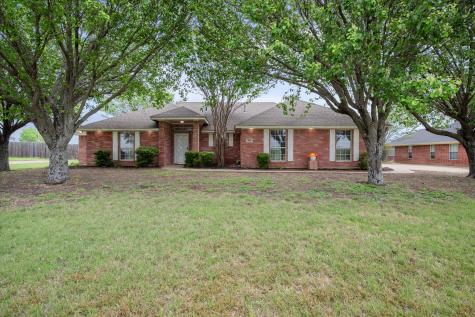 906 S Ward Street Italy TX 76651