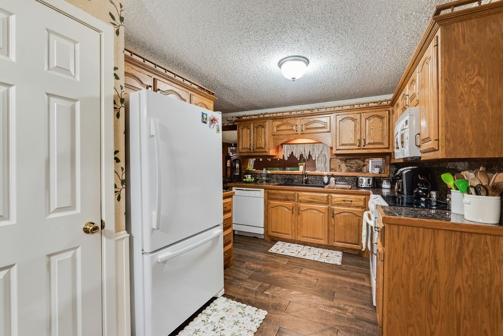 12704 Garden Grove Drive Dallas TX 75253