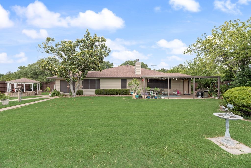 12704 Garden Grove Drive Dallas TX 75253