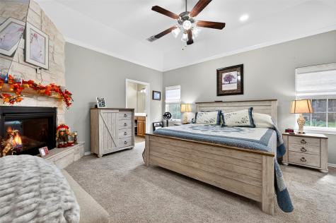 202 Hillside Lane Lindsay TX 76250