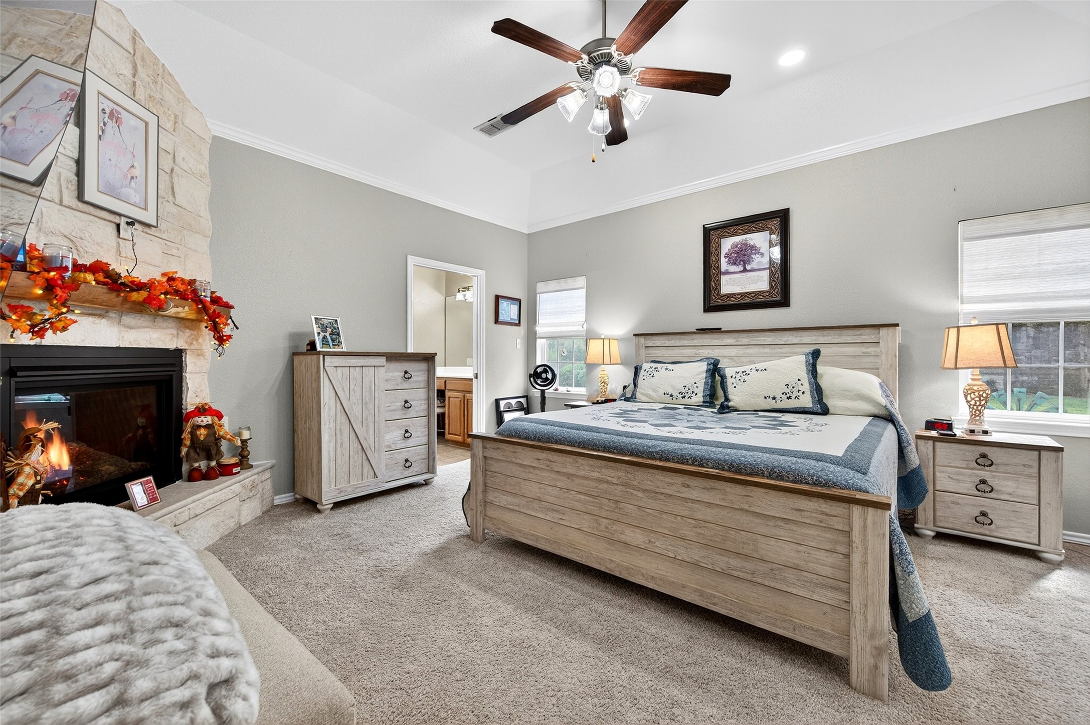 202 Hillside Lane Lindsay TX 76250