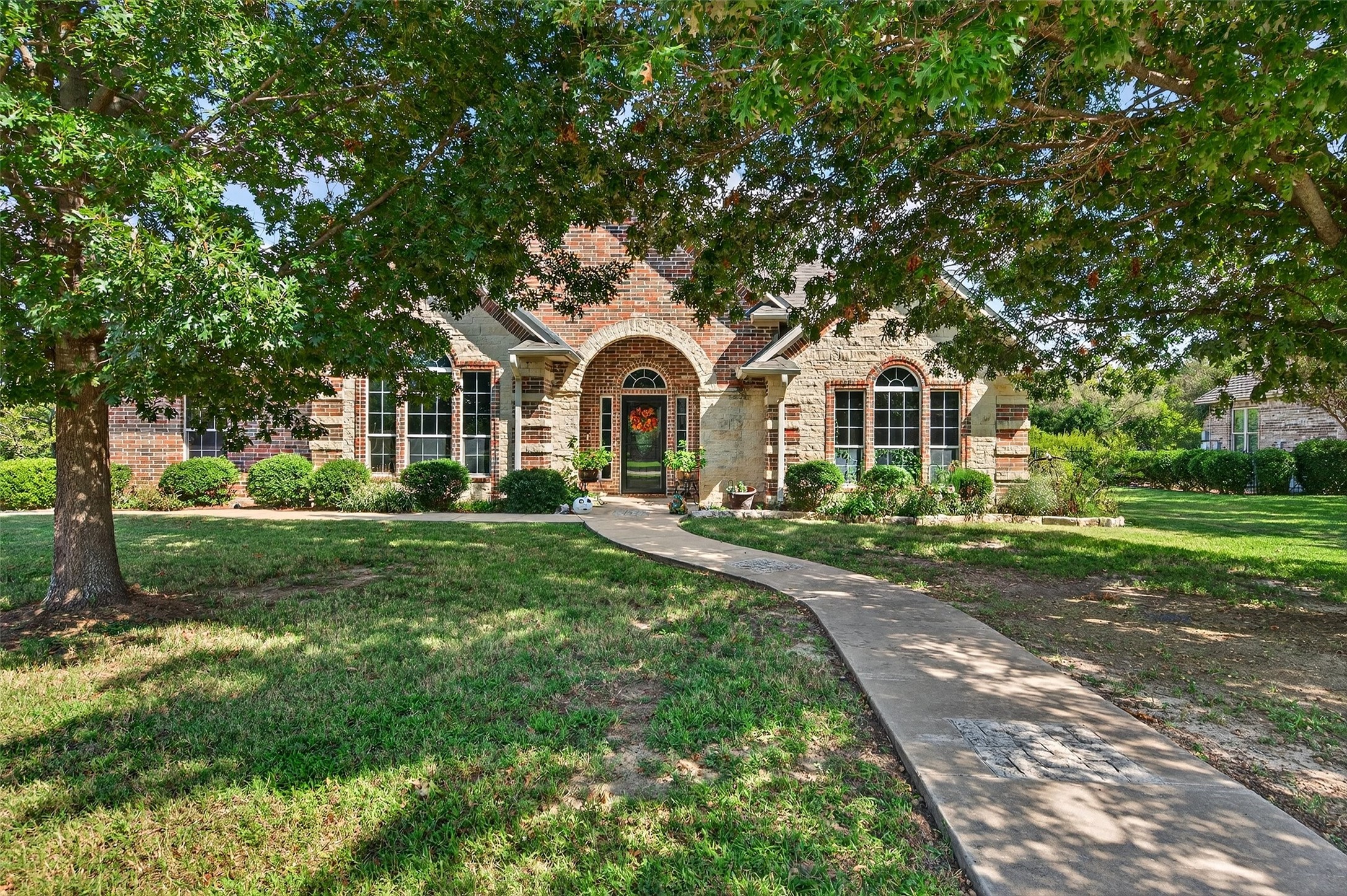 202 Hillside Lane Lindsay TX 76250
