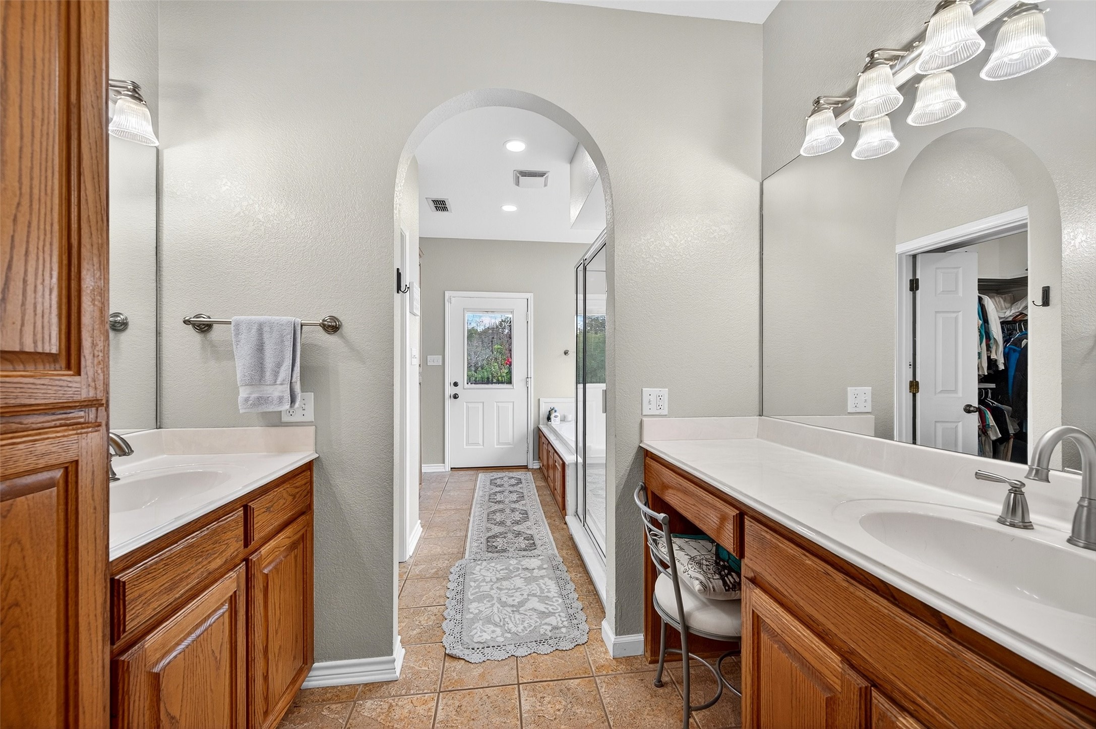 202 Hillside Lane Lindsay TX 76250