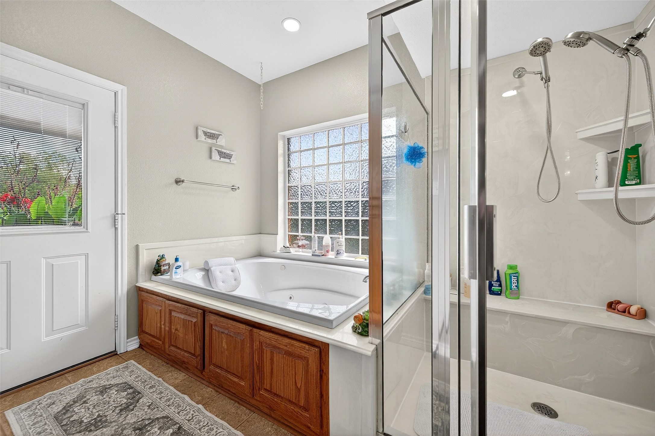 202 Hillside Lane Lindsay TX 76250
