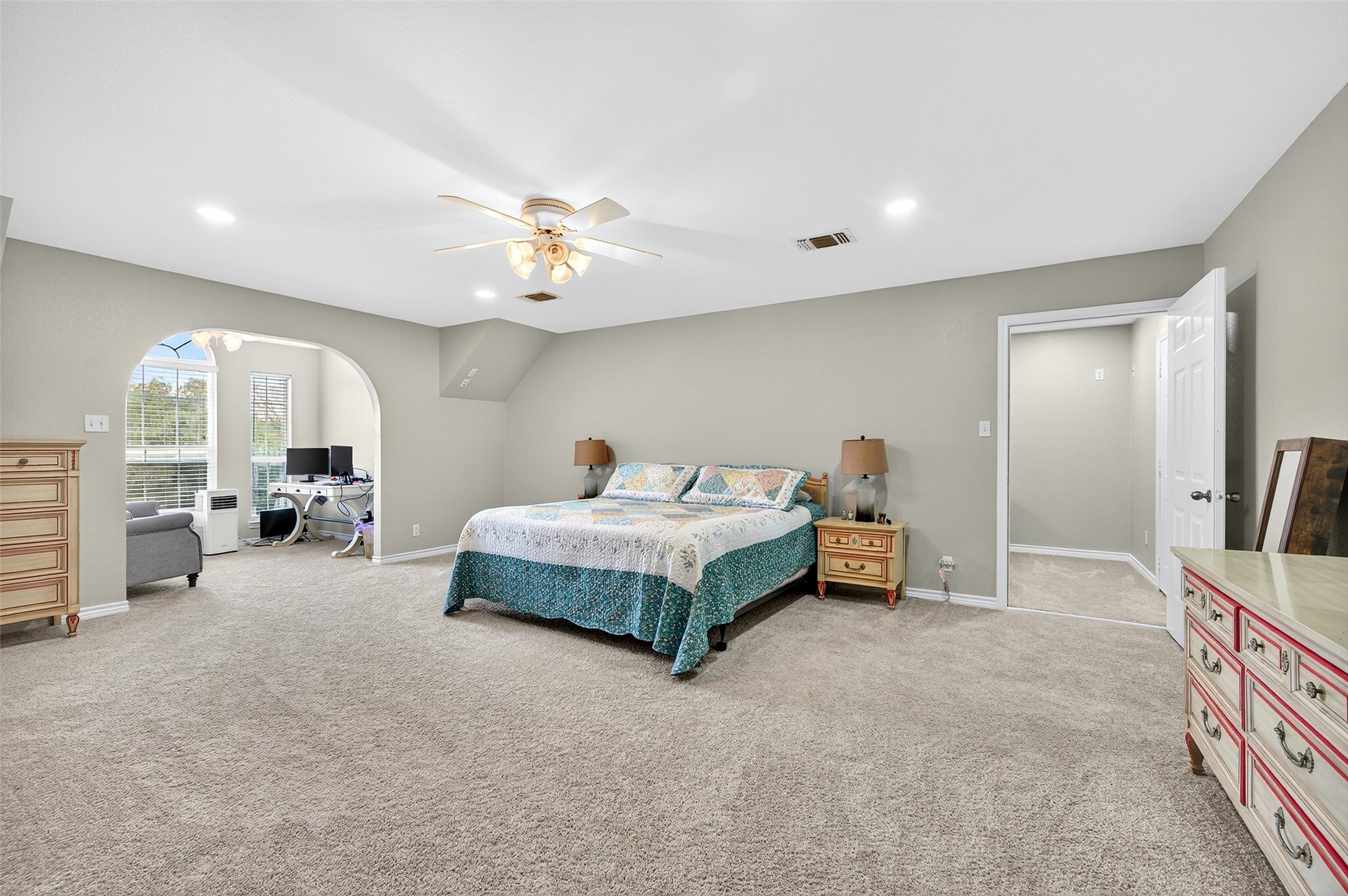 202 Hillside Lane Lindsay TX 76250