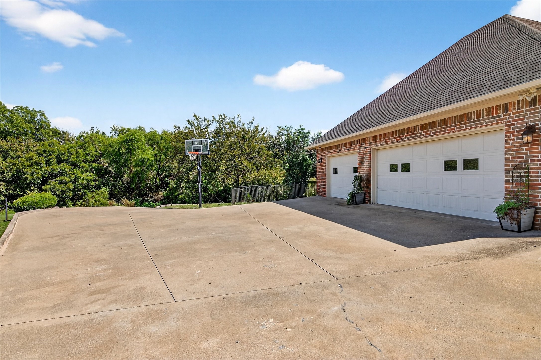 202 Hillside Lane Lindsay TX 76250