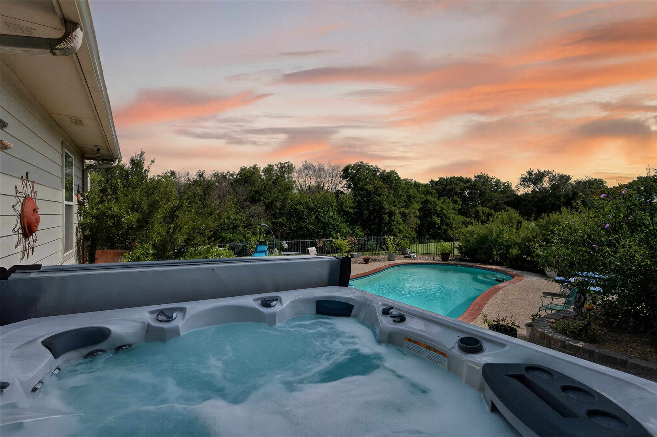 202 Hillside Lane Lindsay TX 76250