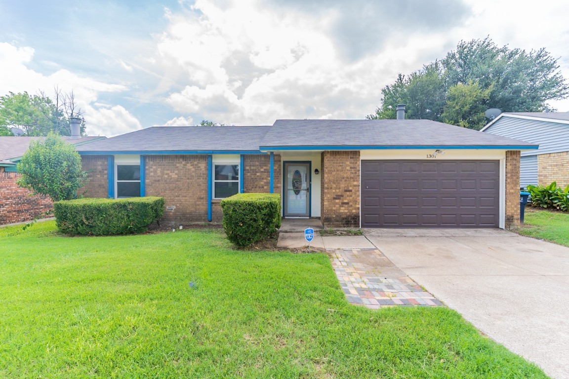 1301 Steinburg Lane Fort Worth TX 76134