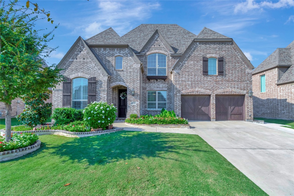 1053 W Bluff Way Roanoke TX 76262