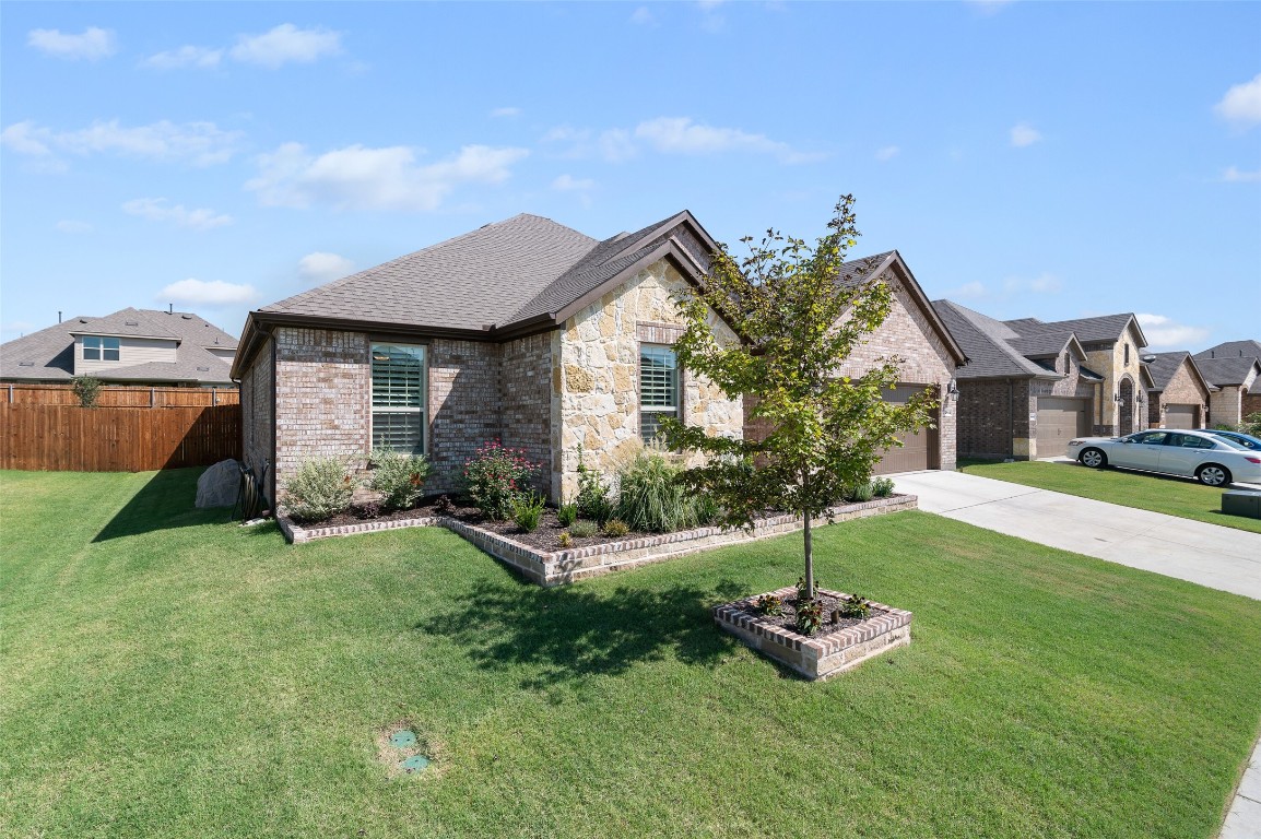 2812 Lake Valley Road Aubrey TX 76227