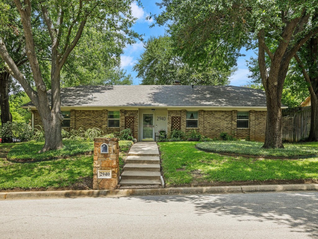 2940 Harvest Hill Drive Grapevine TX 76051