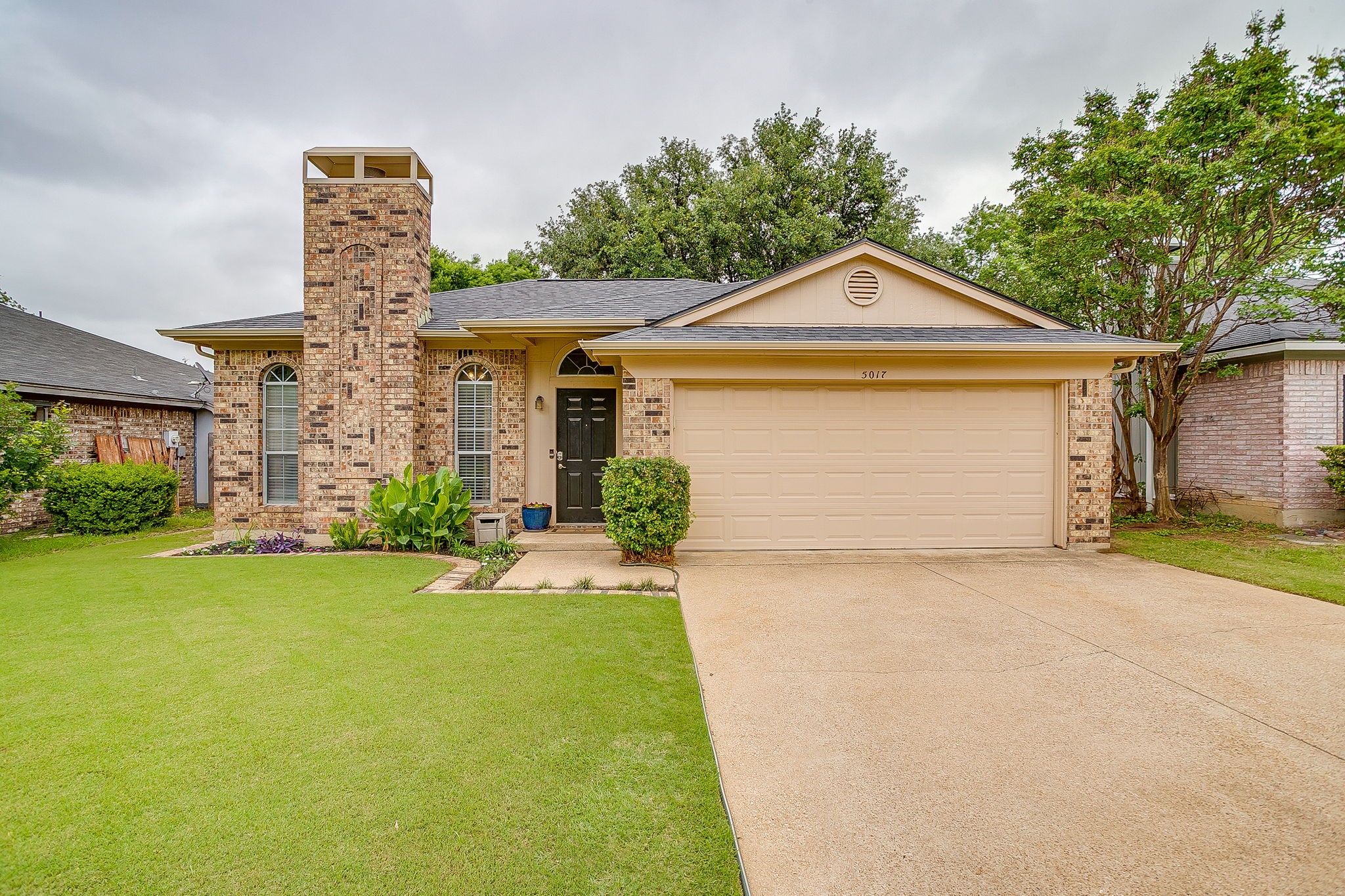5017 Santa Fe Court Arlington TX 76017