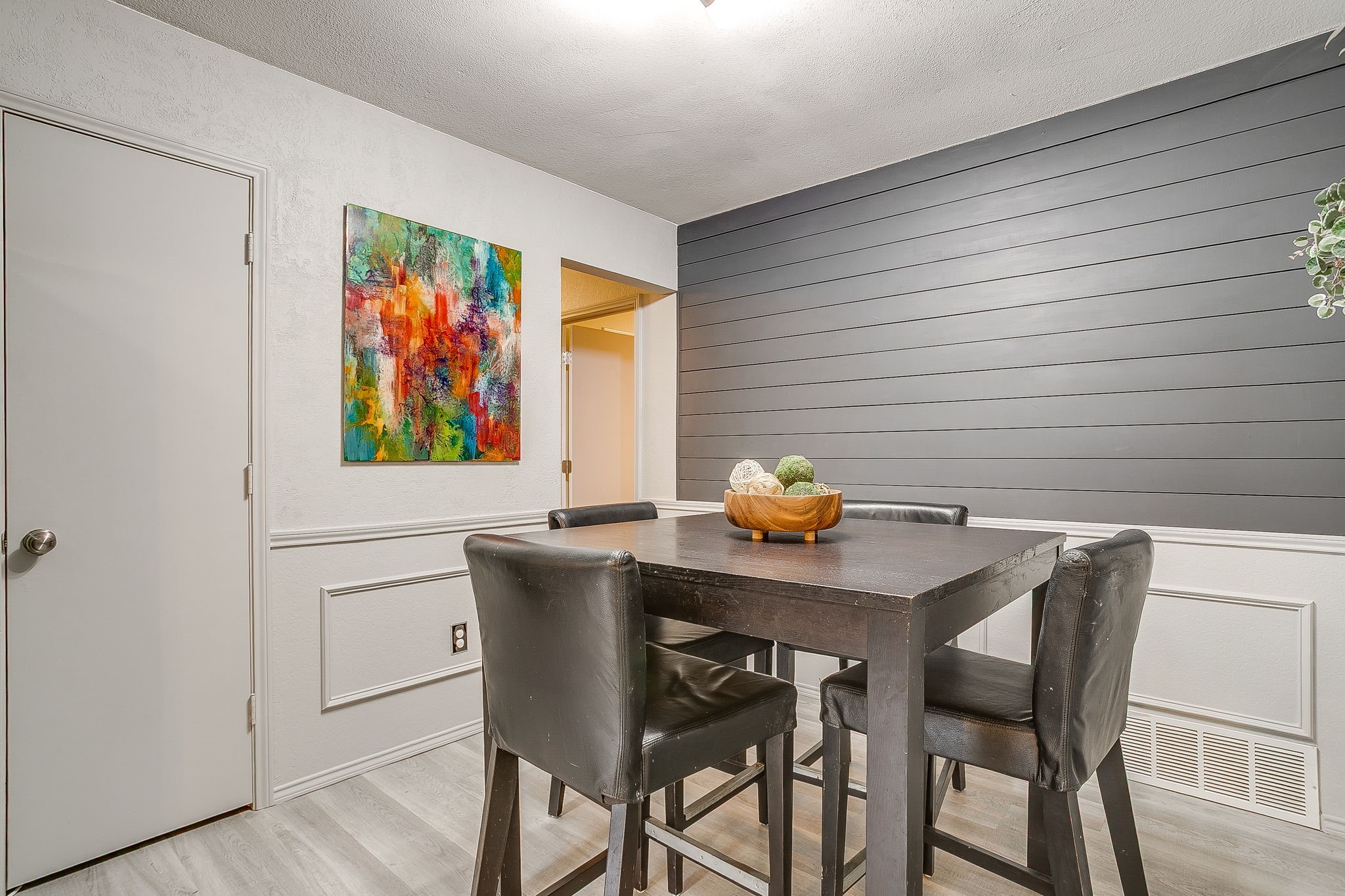 5017 Santa Fe Court Arlington TX 76017