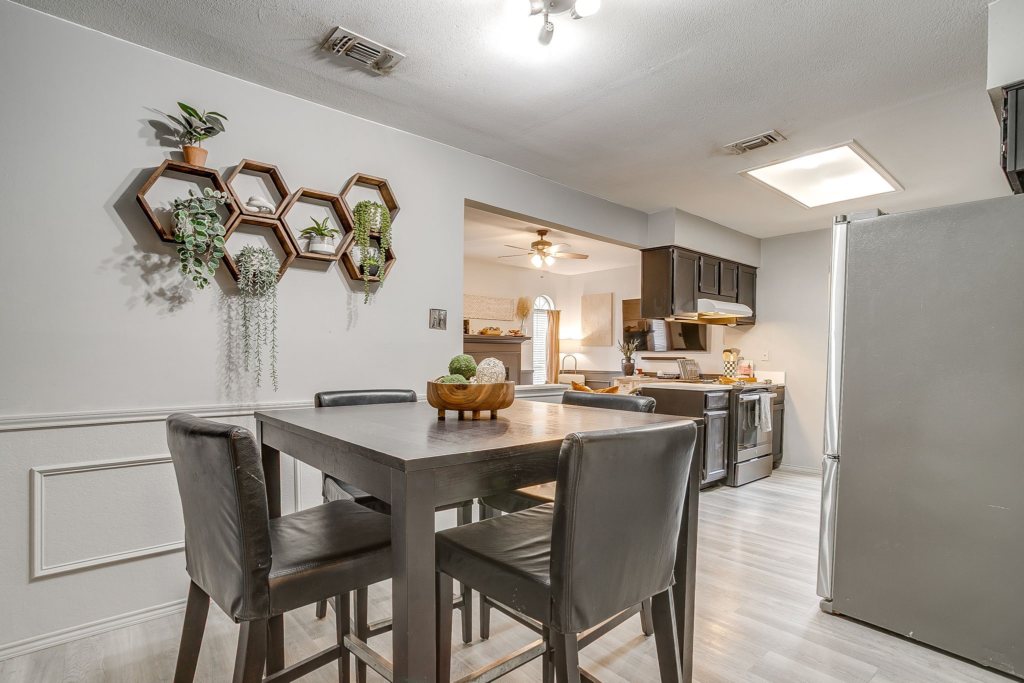 5017 Santa Fe Court Arlington TX 76017
