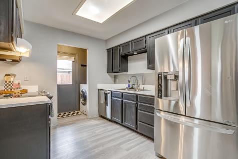 5017 Santa Fe Court Arlington TX 76017