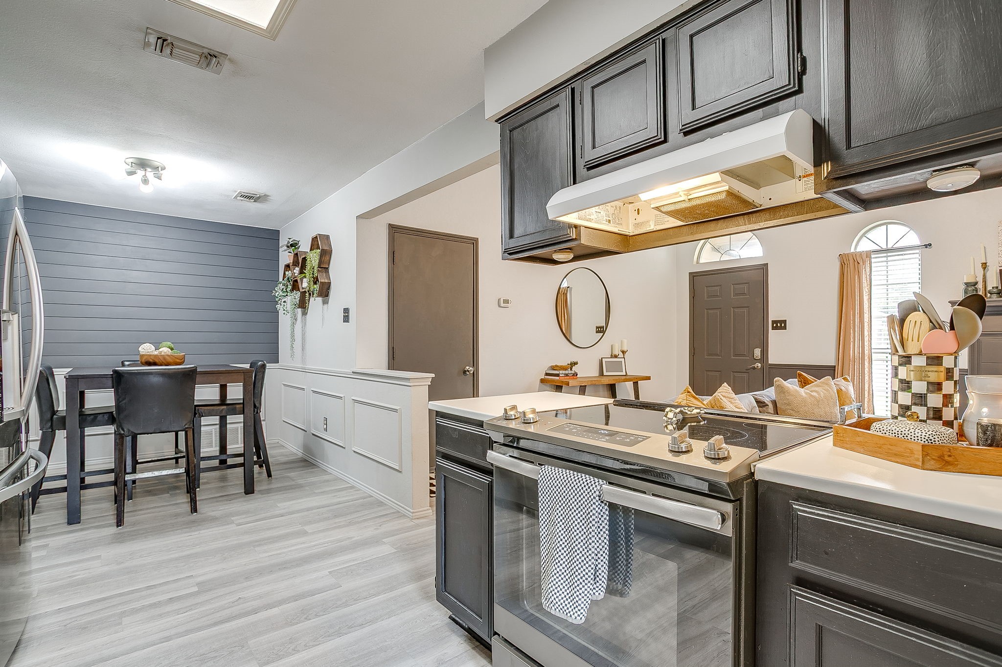 5017 Santa Fe Court Arlington TX 76017