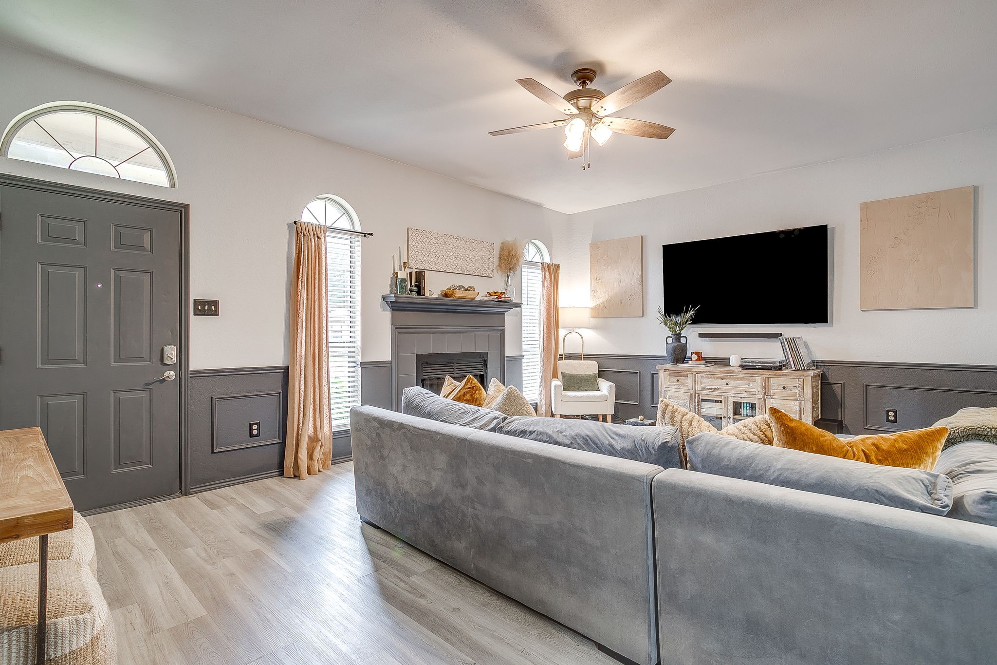 5017 Santa Fe Court Arlington TX 76017