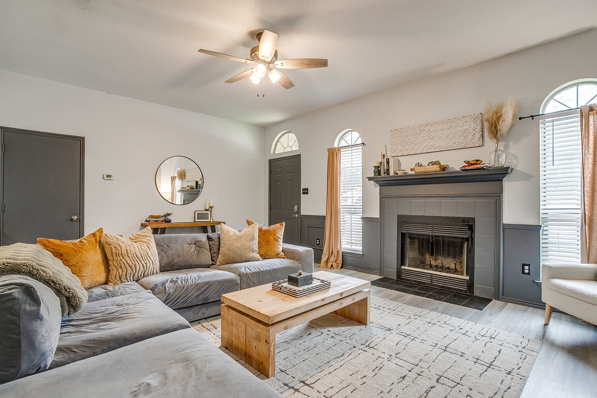 5017 Santa Fe Court Arlington TX 76017