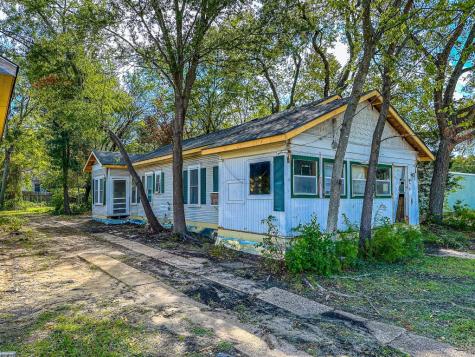 1031 W 2nd Avenue Corsicana TX 75110