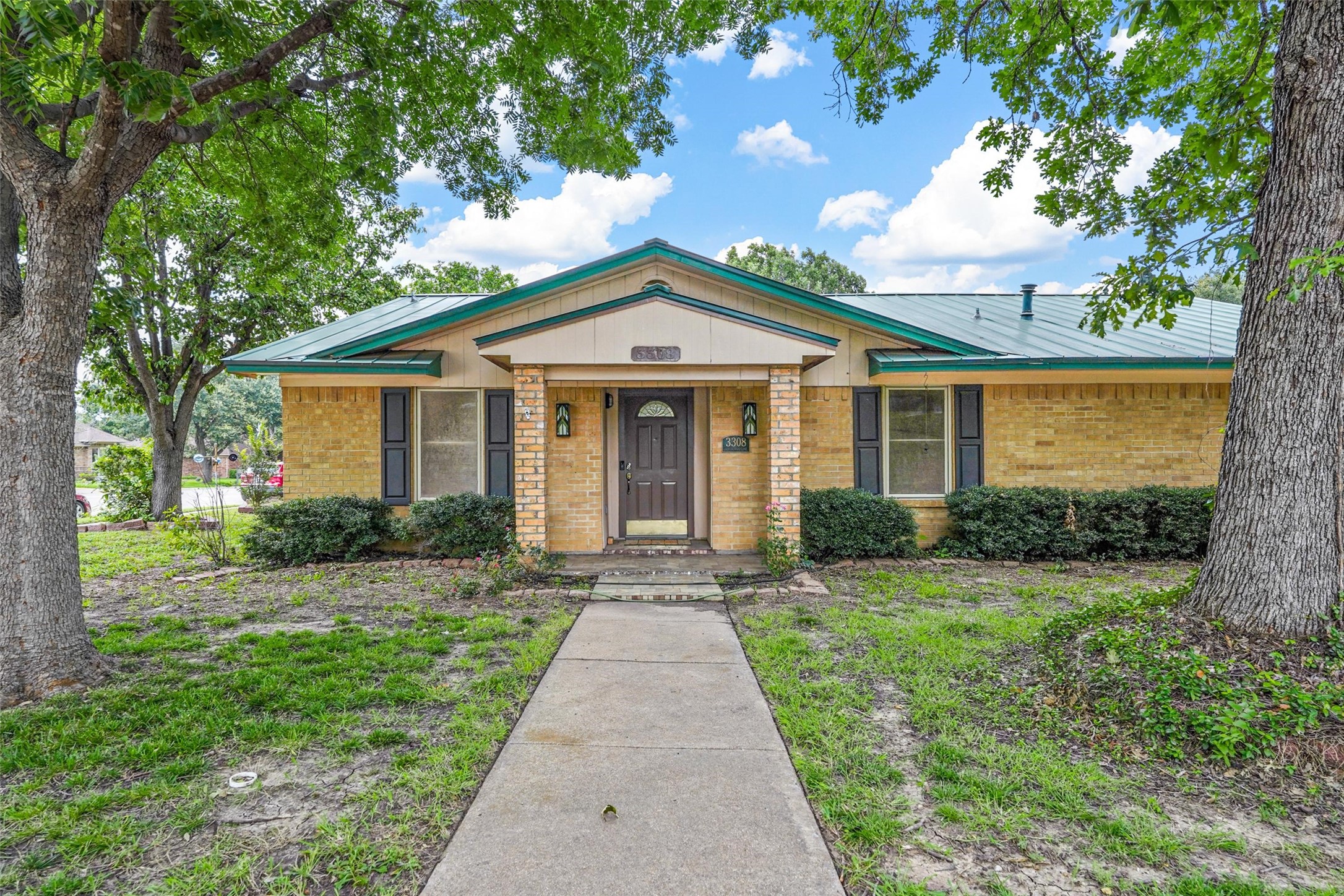 3308 Old Orchard Lane Denton TX 76209