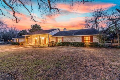 1403 Braewood Place Duncanville TX 75137