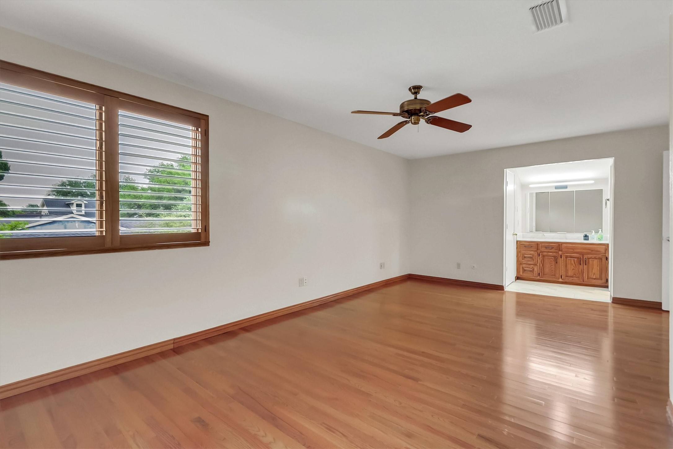 15735 Covewood Circle Dallas TX 75248