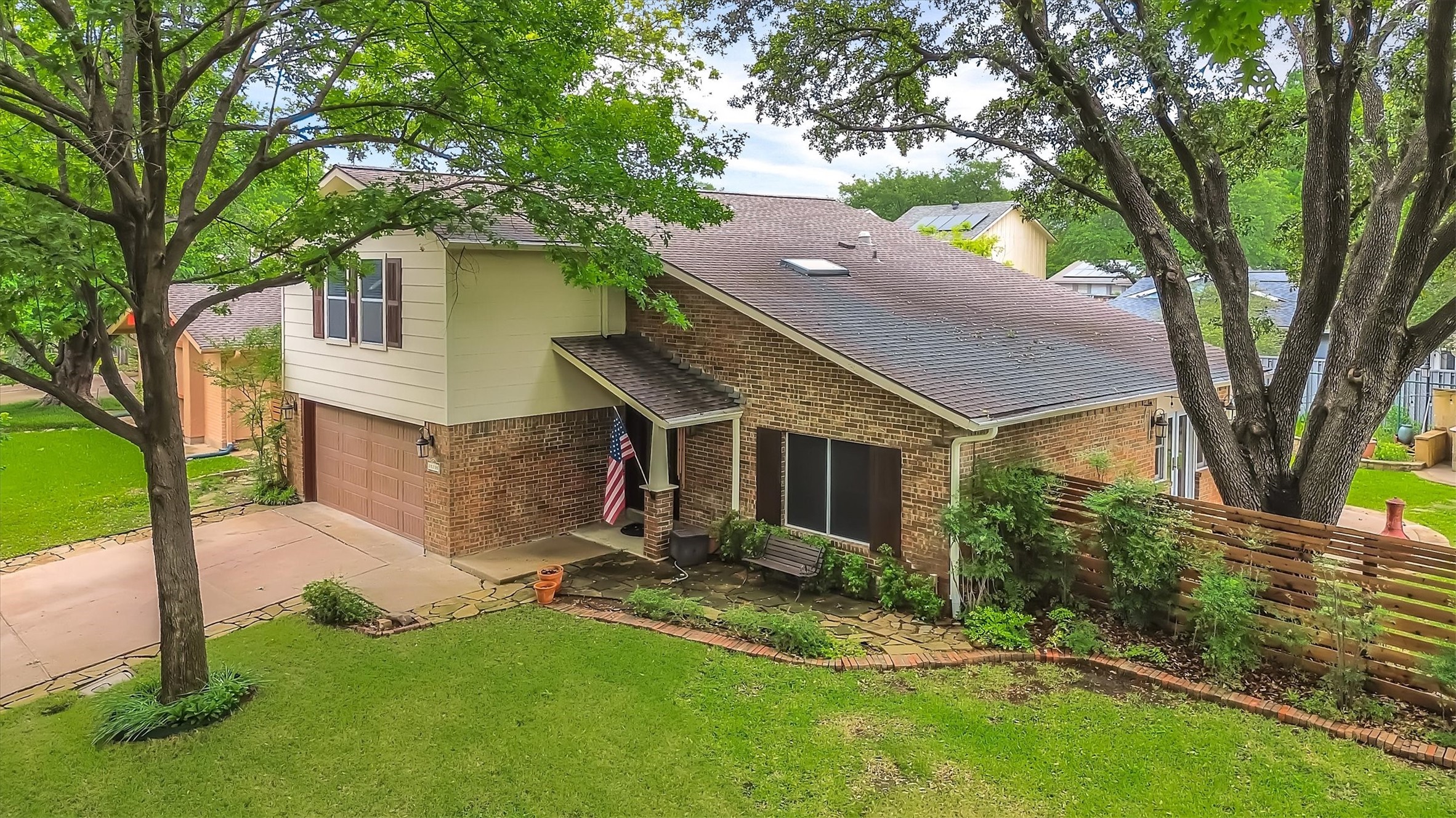 15735 Covewood Circle Dallas TX 75248