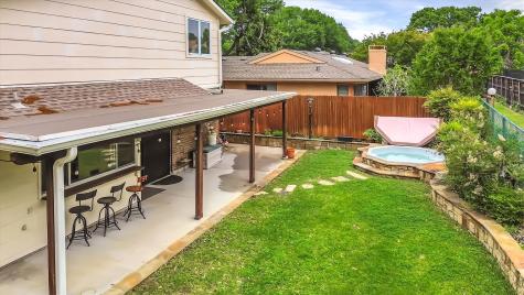 15735 Covewood Circle Dallas TX 75248