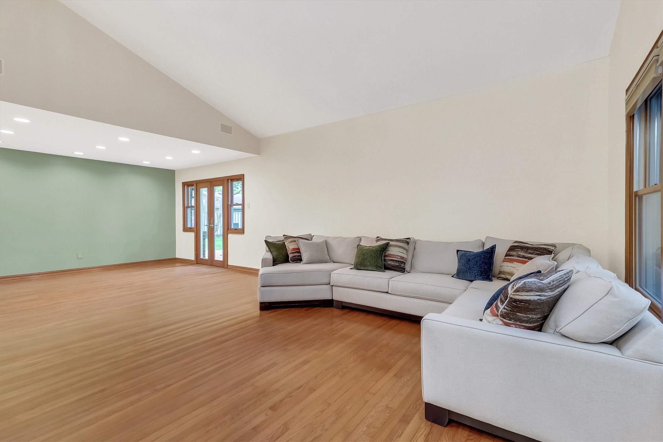 15735 Covewood Circle Dallas TX 75248