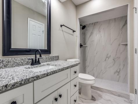 2226 Meadowview Drive Garland TX 75043