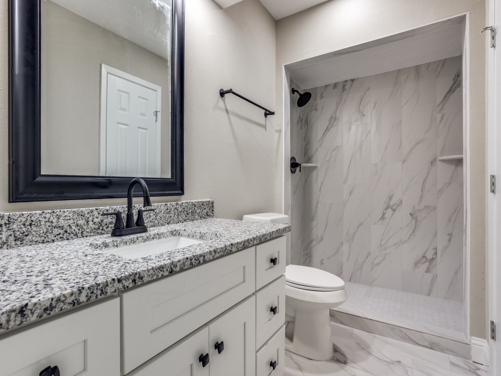 2226 Meadowview Drive Garland TX 75043