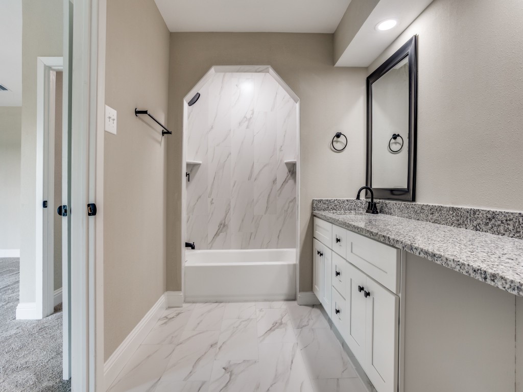 2226 Meadowview Drive Garland TX 75043