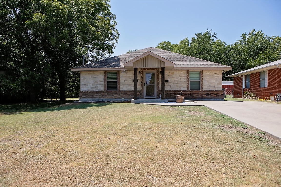 508 Lasalle Street Bowie TX 76230