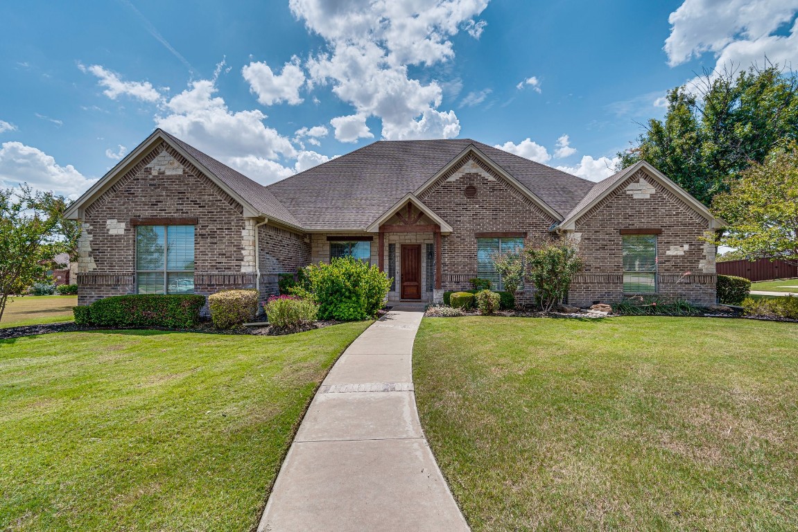 8250 Glenwick Drive Waxahachie TX 75167