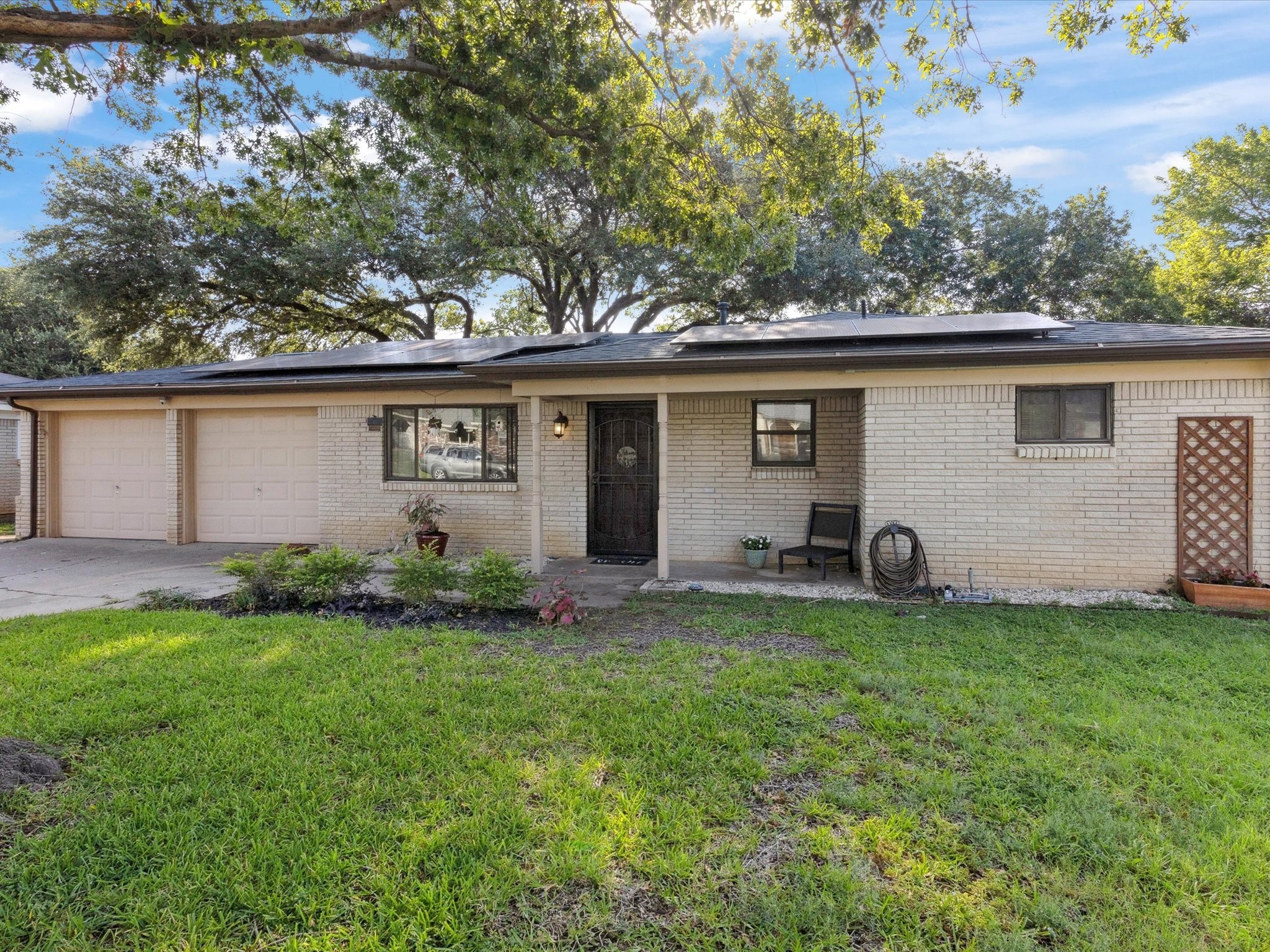 1228 Valentine Street Hurst TX 76053
