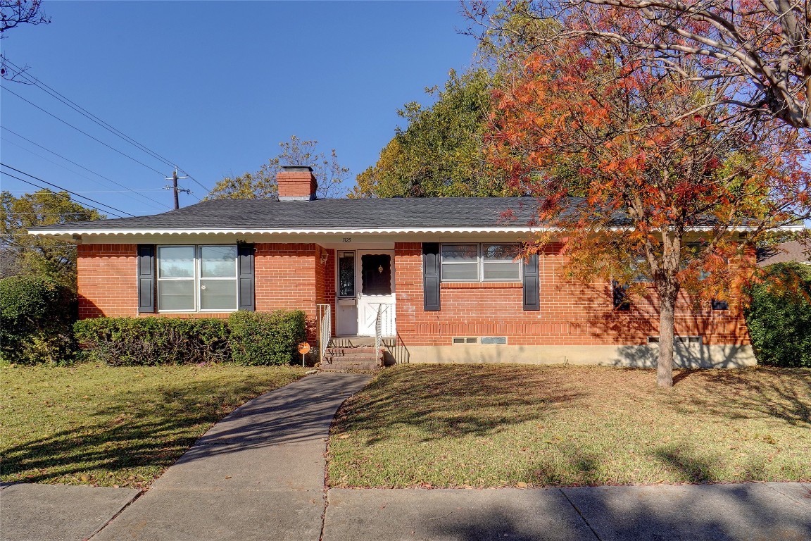 1325 Charleston Drive Garland TX 75041
