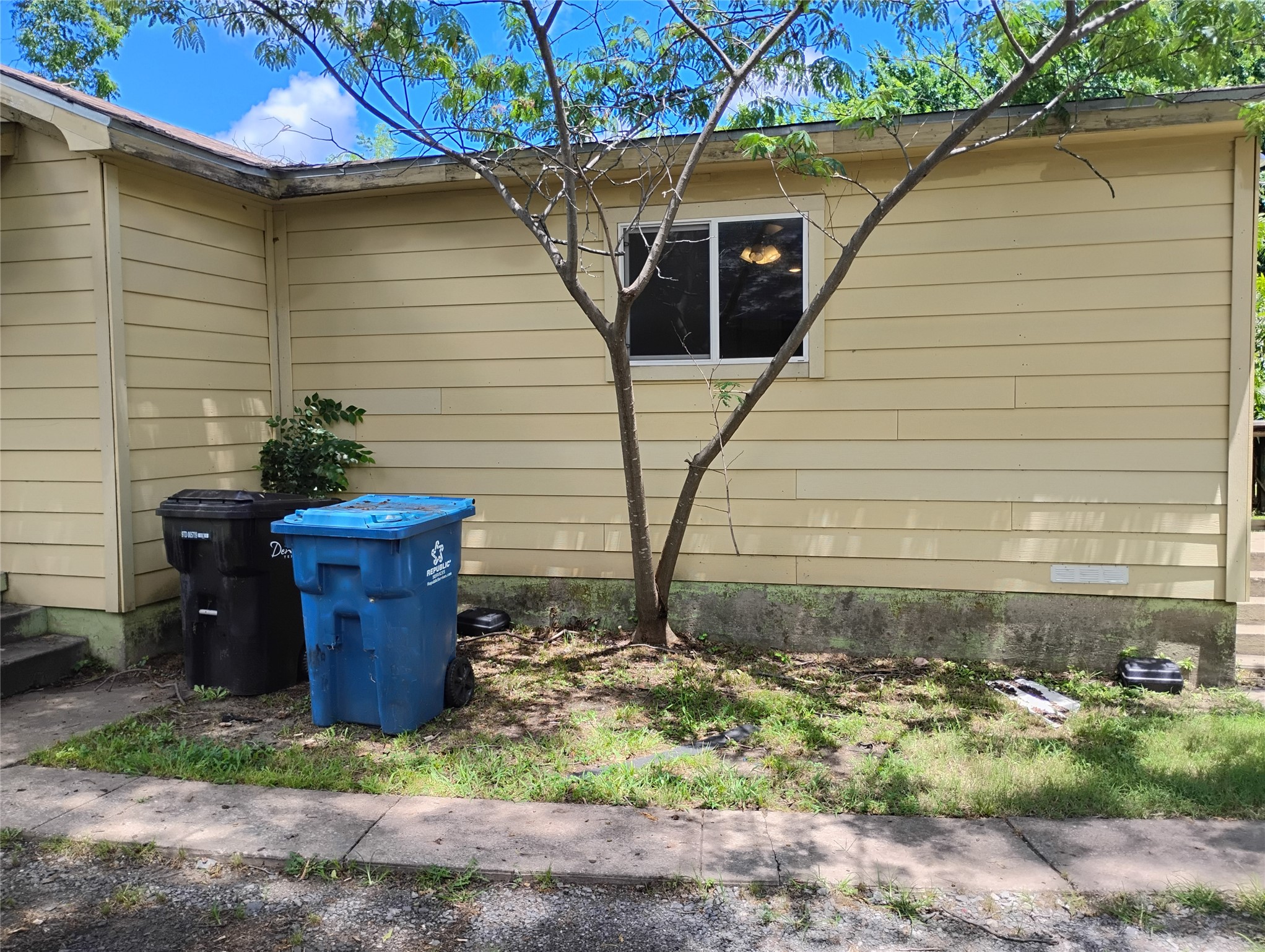 620 W Morton Street Denison TX 75020
