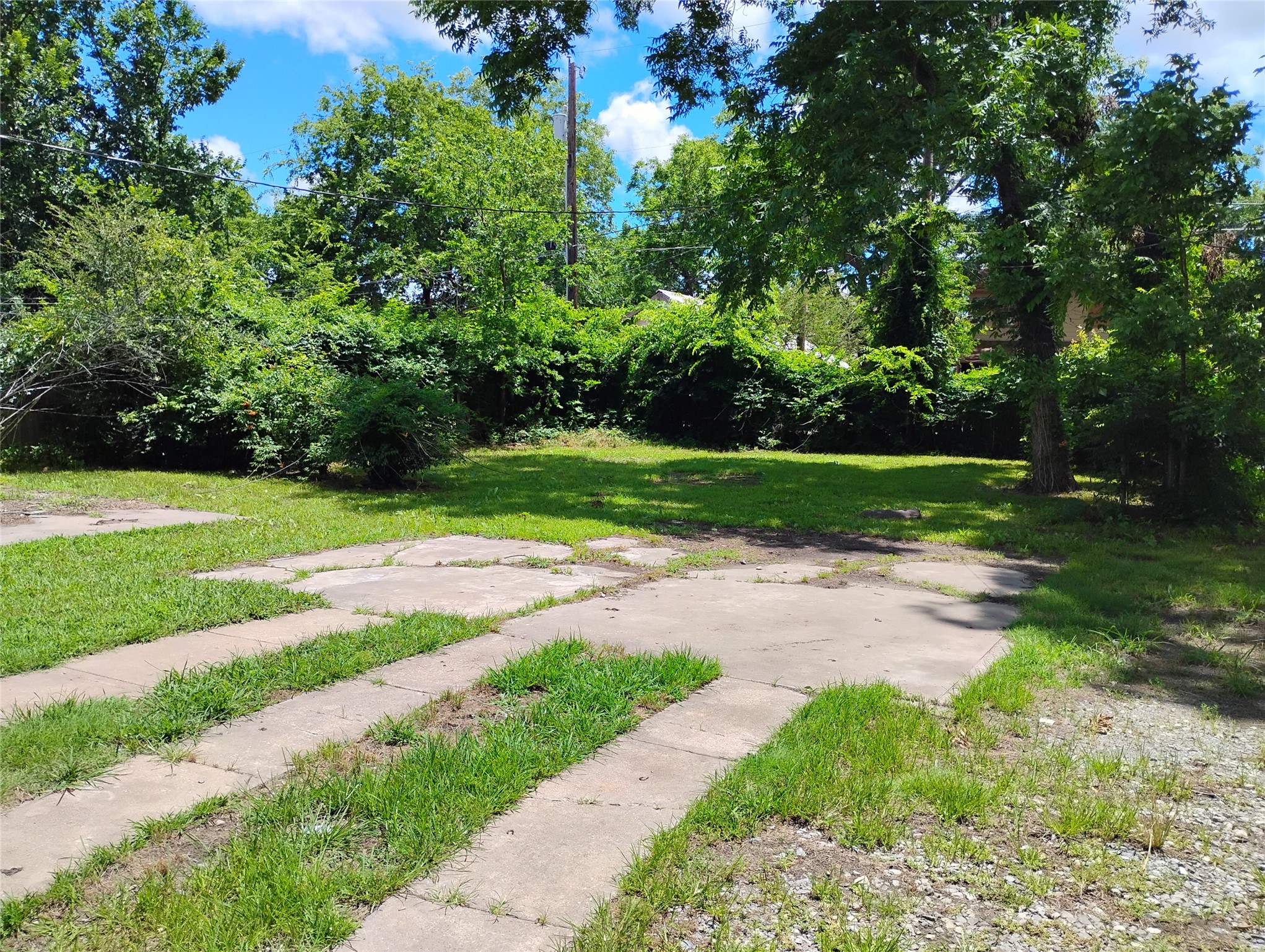 620 W Morton Street Denison TX 75020