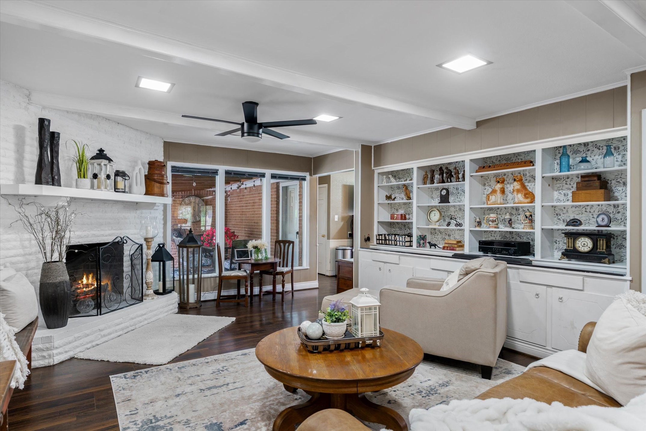 202 S Houston Street Edgewood TX 75117