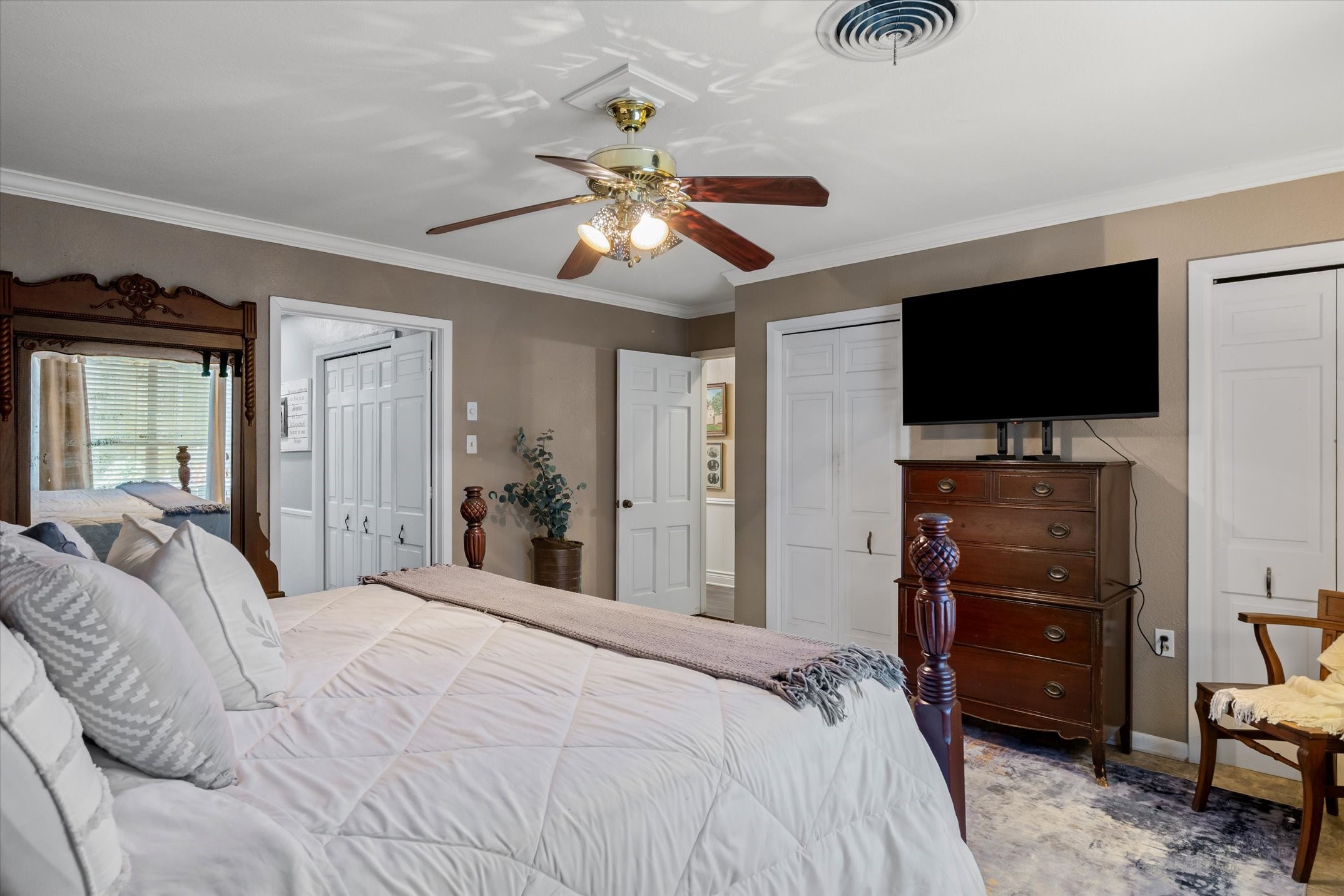 202 S Houston Street Edgewood TX 75117