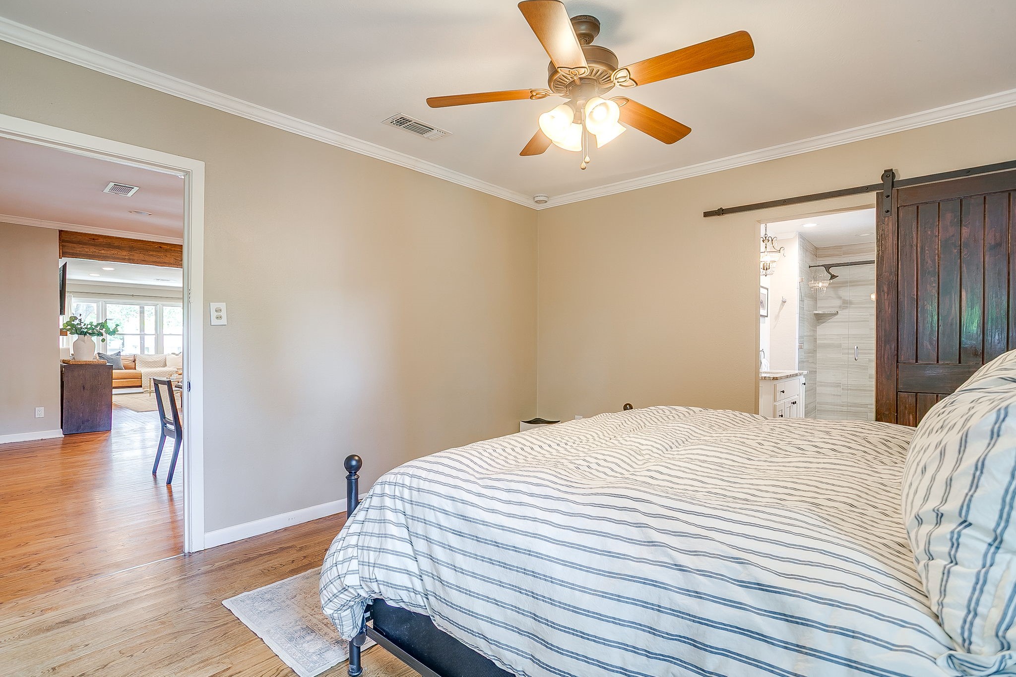 6444 Drury Lane Fort Worth TX 76116
