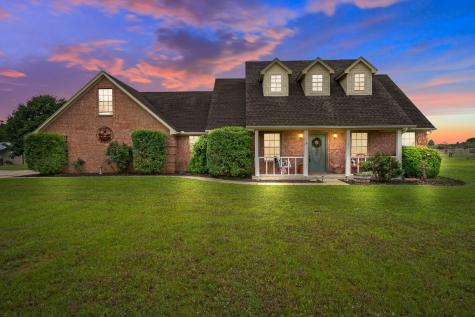 152 Angus Court Paradise TX 76073
